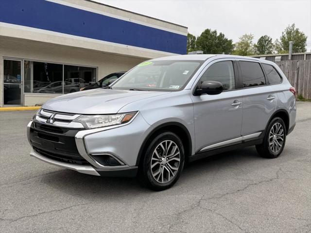 2017 Mitsubishi Outlander ES for sale in Beckley, WV