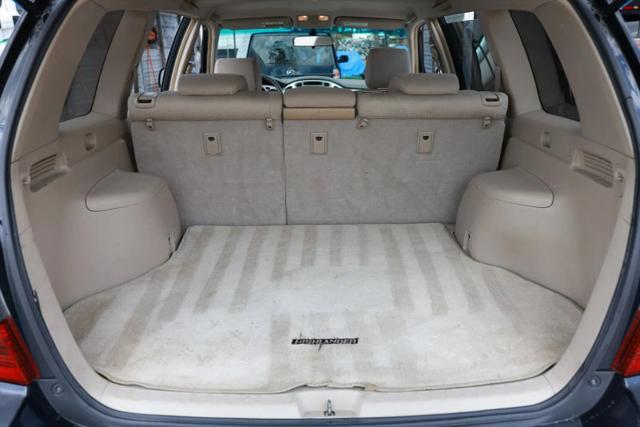 2005 Toyota Highlander Base