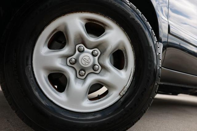 2005 Toyota Highlander Base