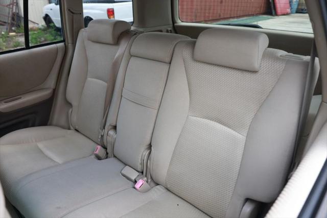 2005 Toyota Highlander Base