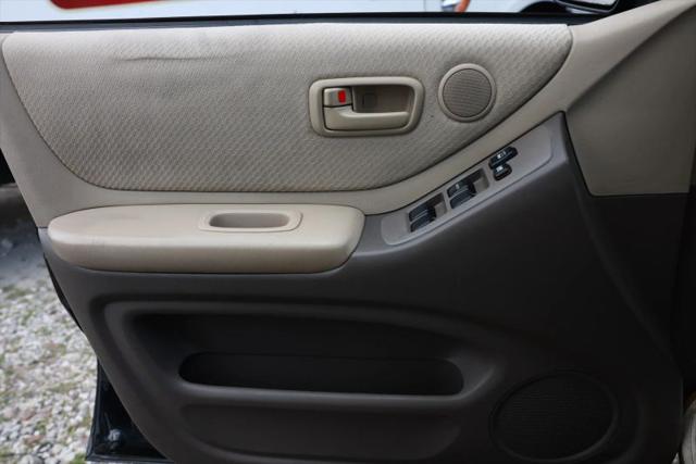 2005 Toyota Highlander Base