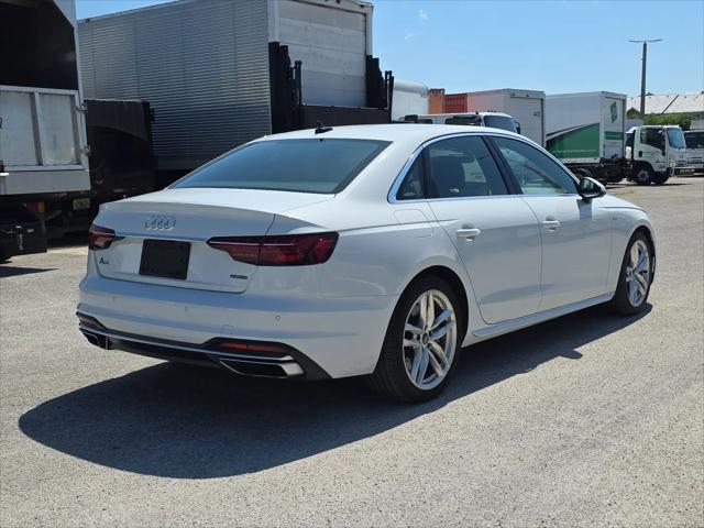 2023 Audi A4 Premium Plus 45 TFSI S line quattro S tronic