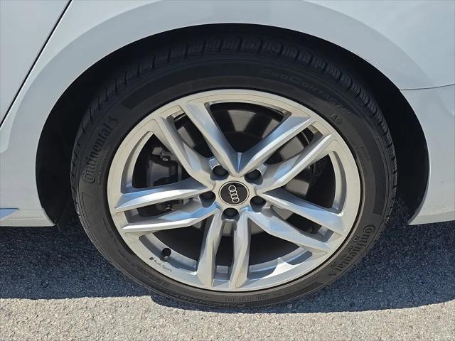 2023 Audi A4 Premium Plus 45 TFSI S line quattro S tronic