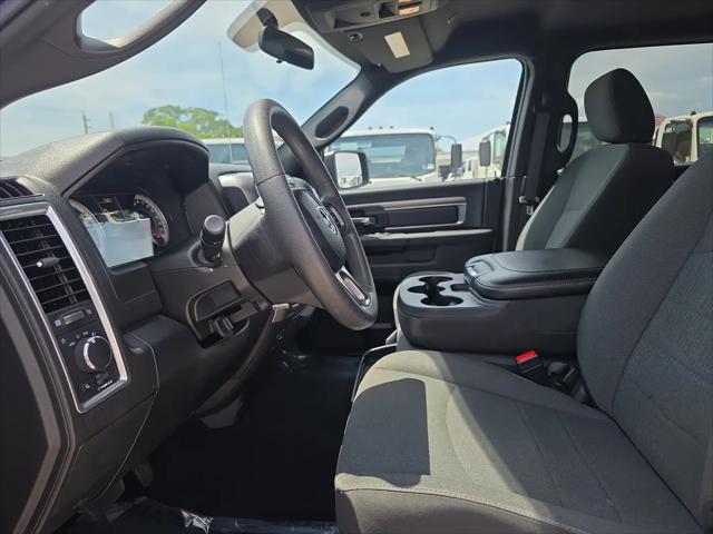 2024 Ram 1500 Classic Warlock Crew Cab 4x4 5'7" Box