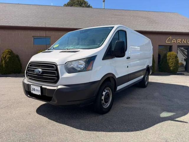 2017 Ford Transit w/60/40 Side Door w/RWB