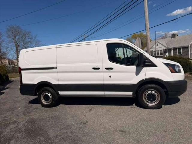 2017 Ford Transit w/60/40 Side Door w/RWB