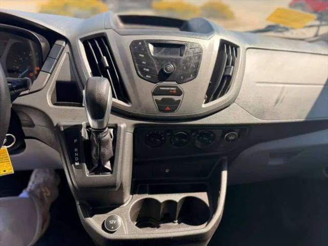 2017 Ford Transit w/60/40 Side Door w/RWB
