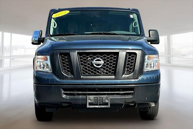 2021 Nissan 2500 SV Standard Roof V6