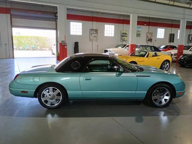 2002 Ford Thunderbird Deluxe