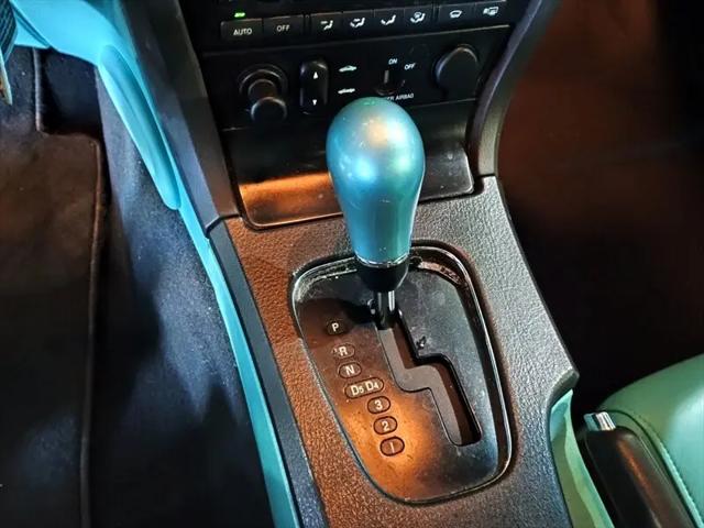 2002 Ford Thunderbird Deluxe