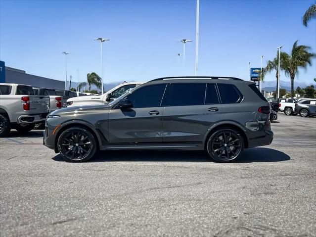 2025 BMW X7 M60i