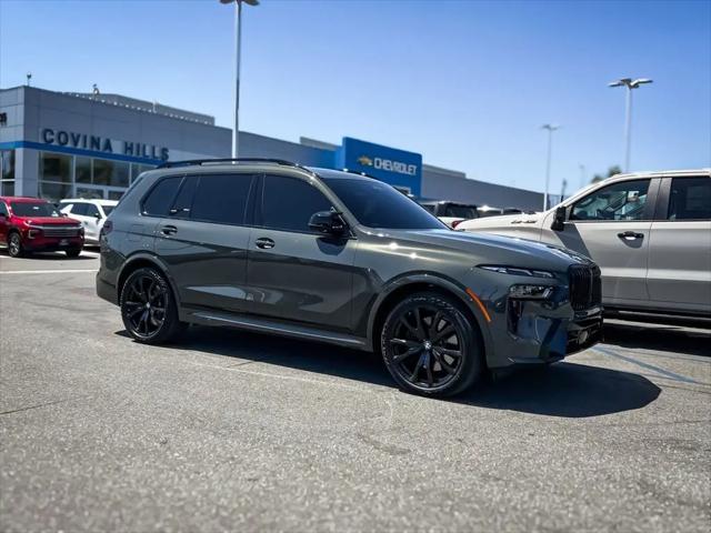 2025 BMW X7 M60i