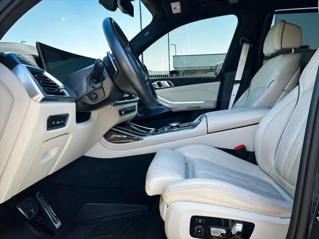 2025 BMW X7 M60i