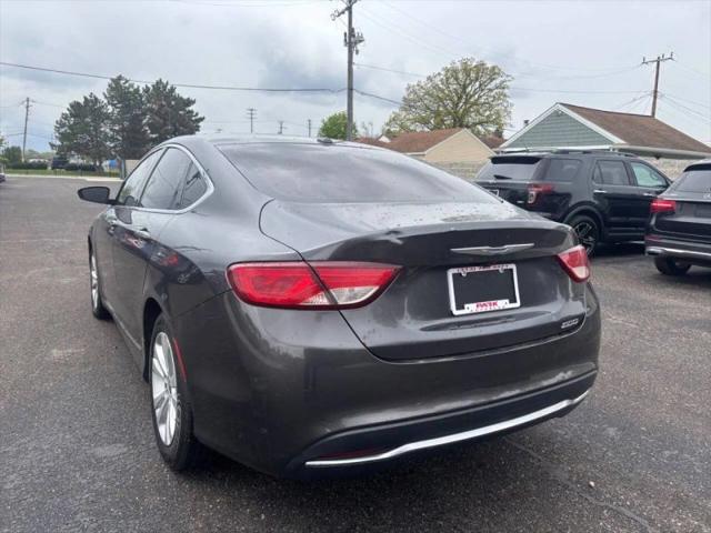 2015 Chrysler 200 Limited