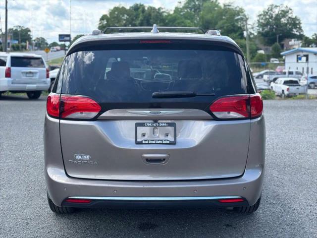 2018 Chrysler Pacifica Touring L Plus
