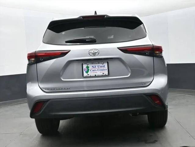 2025 Toyota Highlander LE