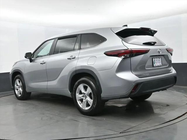 2025 Toyota Highlander LE