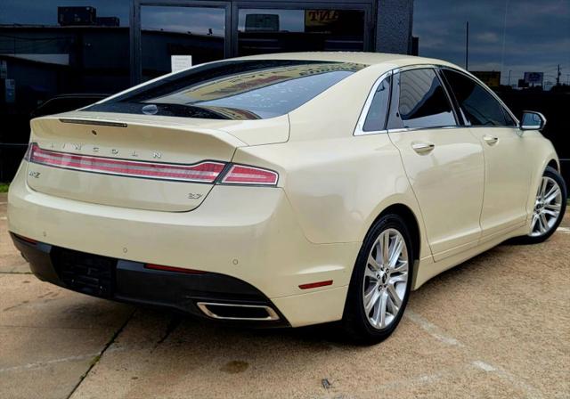 2016 Lincoln MKZ Base