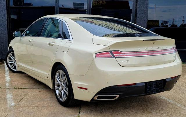 2016 Lincoln MKZ Base