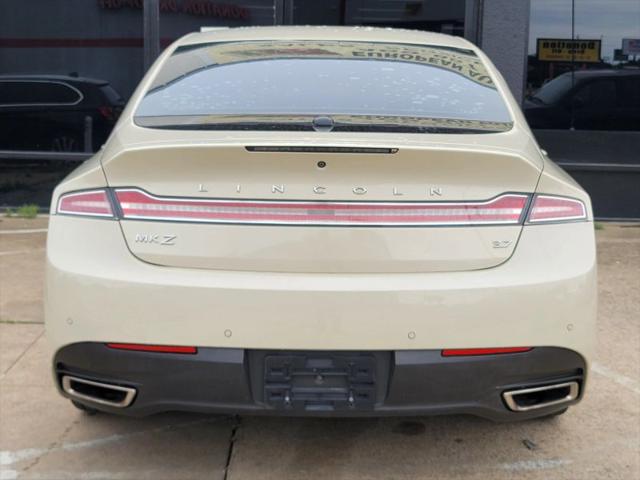2016 Lincoln MKZ Base