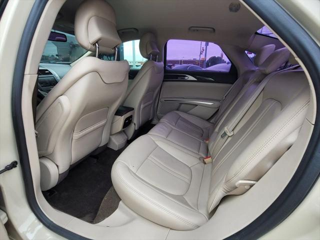2016 Lincoln MKZ Base