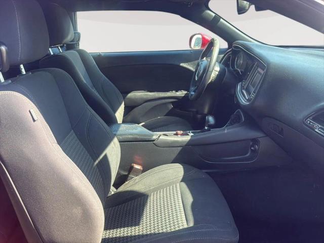 2016 Dodge Challenger SXT