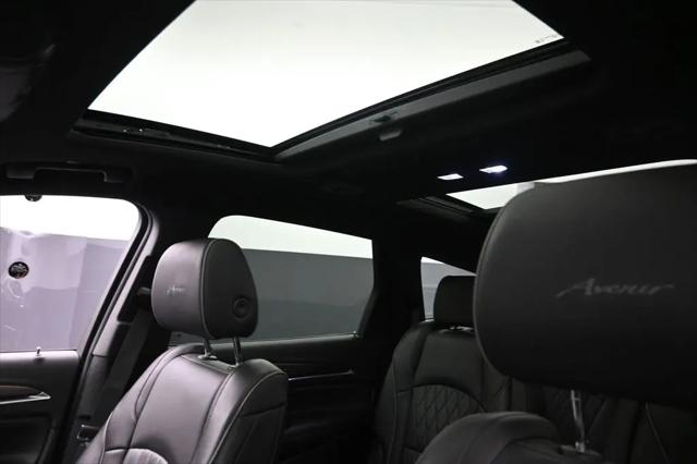 2024 Buick Enclave Avenir AWD