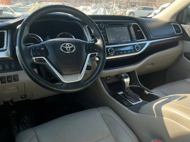 2016 Toyota Highlander Hybrid Limited Platinum V6