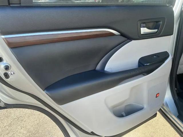 2016 Toyota Highlander Hybrid Limited Platinum V6