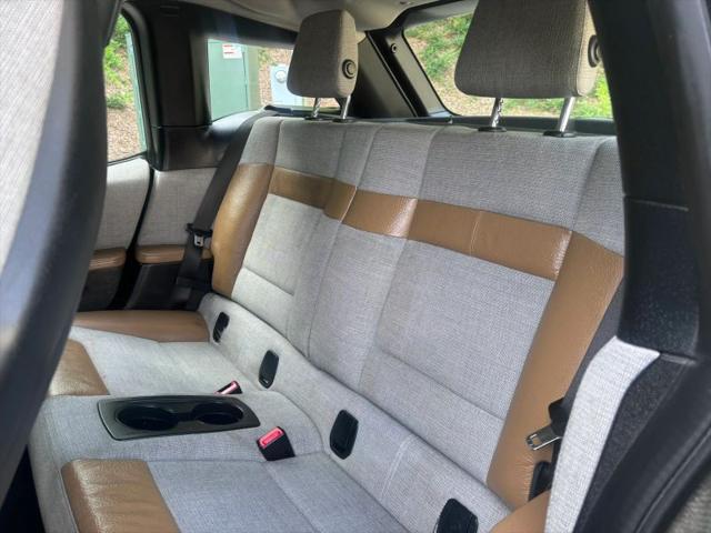 2014 BMW i3 Base w/Range Extender