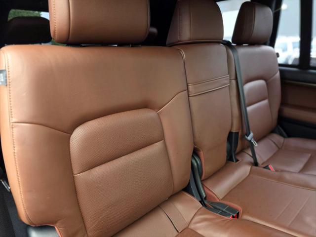 2018 Toyota Land Cruiser V8