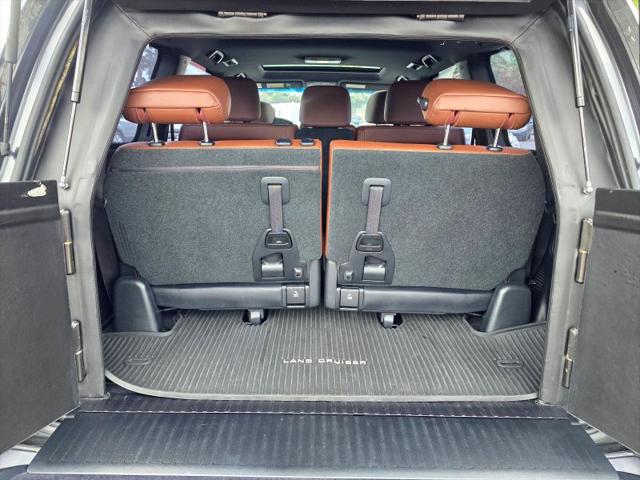 2018 Toyota Land Cruiser V8