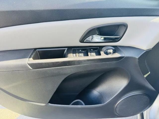 2012 Chevrolet Cruze LS