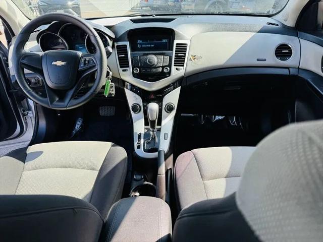 2012 Chevrolet Cruze LS