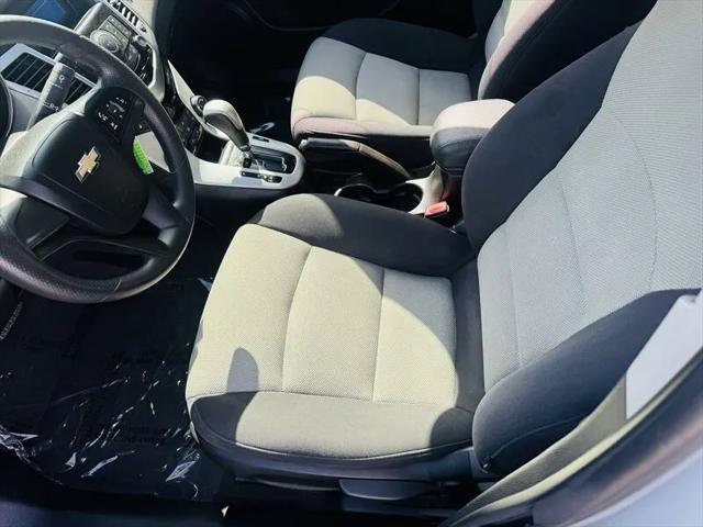 2012 Chevrolet Cruze LS
