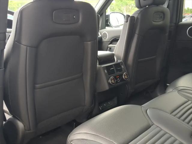 2025 Land Rover Discovery P300 S