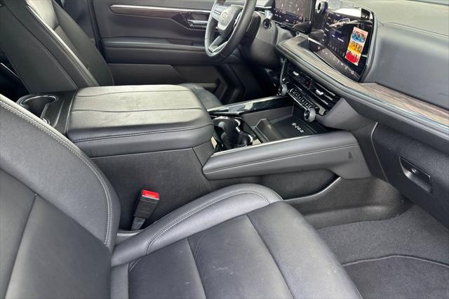 2025 Chevrolet Tahoe 4WD LT