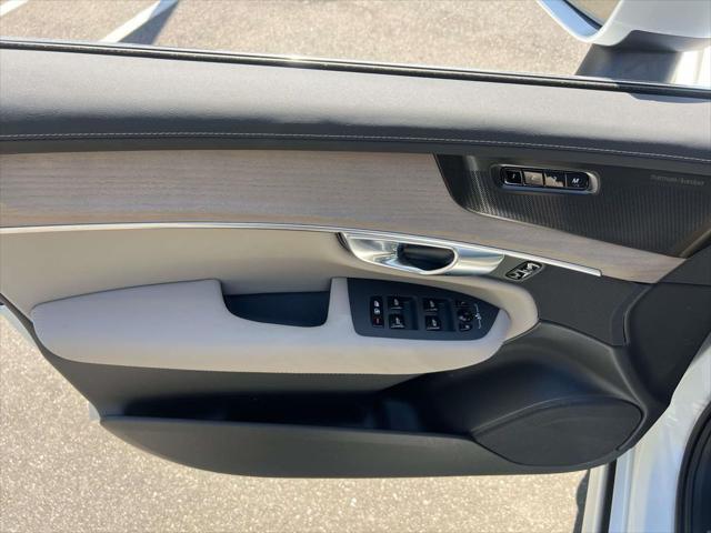 2026 Volvo XC90 Plus, B6 AWD Gas (mild hybrid), Gasoline, Bright, 7 Seats