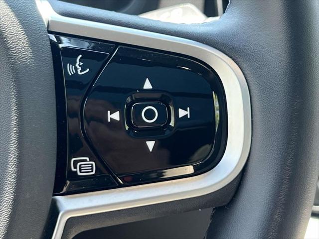 2026 Volvo XC90 Plus, B6 AWD Gas (mild hybrid), Gasoline, Bright, 7 Seats