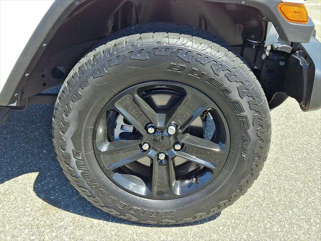 2022 Jeep Wrangler Unlimited Sahara Altitude 4x4