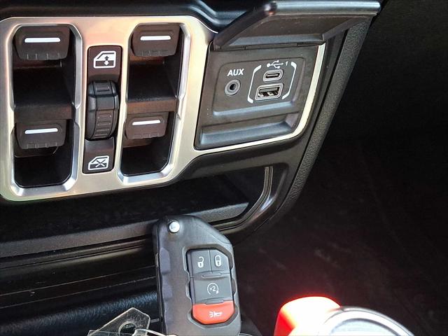 2022 Jeep Wrangler Unlimited Sahara Altitude 4x4