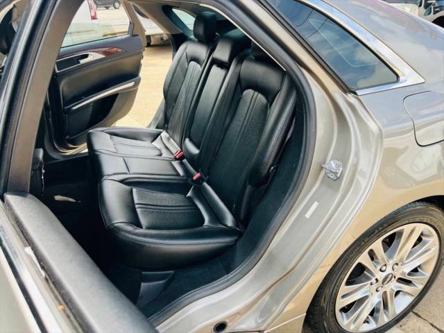 2016 Lincoln MKZ Base