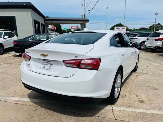 2022 Chevrolet Malibu FWD LT