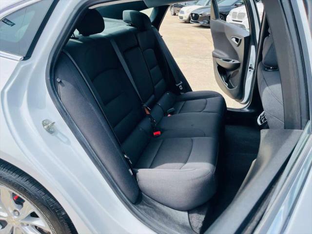 2022 Chevrolet Malibu FWD LT