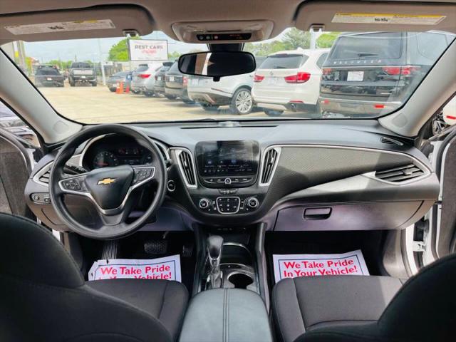 2022 Chevrolet Malibu FWD LT