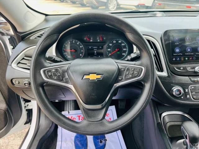 2022 Chevrolet Malibu FWD LT