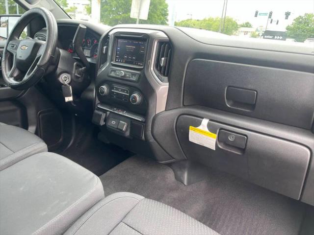 2020 Chevrolet Silverado 1500 4WD Crew Cab Short Bed Custom