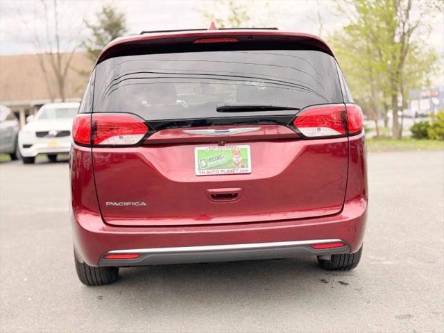 2017 Chrysler Pacifica Touring Plus