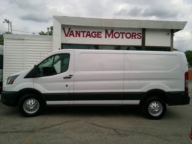 2024 Ford Transit Cargo Van w/LWB w/9 950-lb GVWR