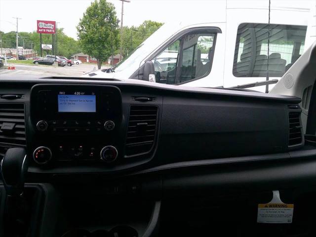 2024 Ford Transit Cargo Van w/LWB w/9 950-lb GVWR